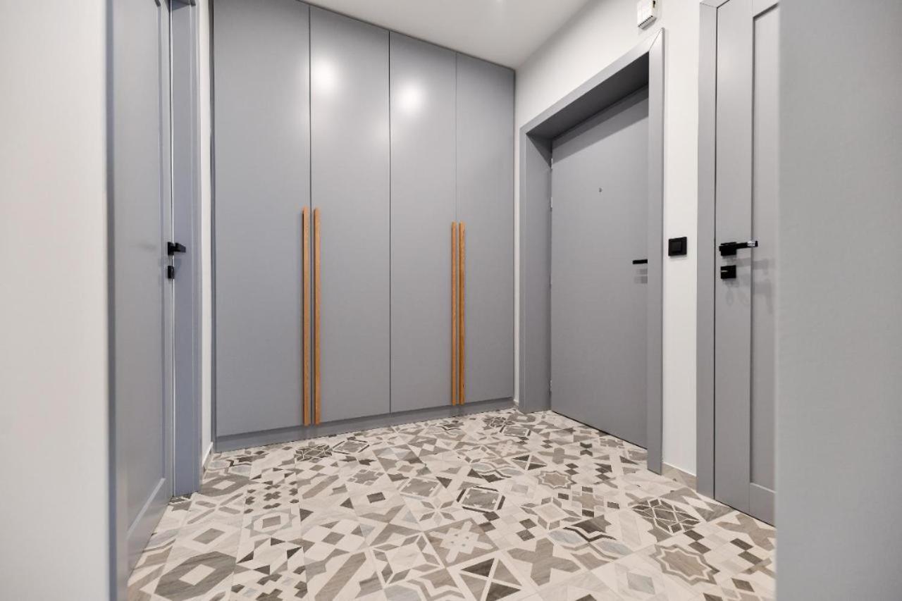 Maris By Belmont Realty Apartment *